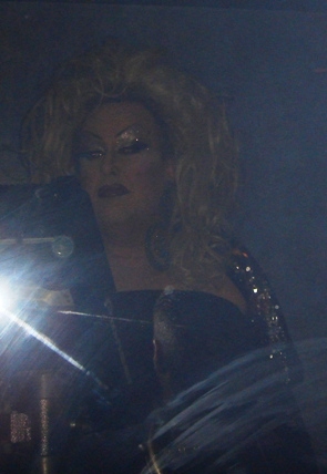 chi chi larue djing